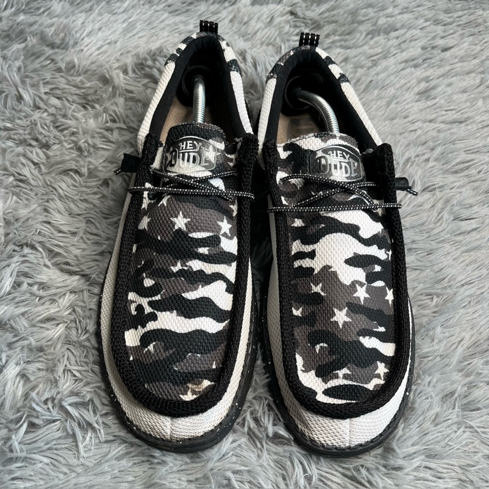 Hey Dude Shoes Mens 14 Wally Walls Station Camouflage Stars White White Slip On